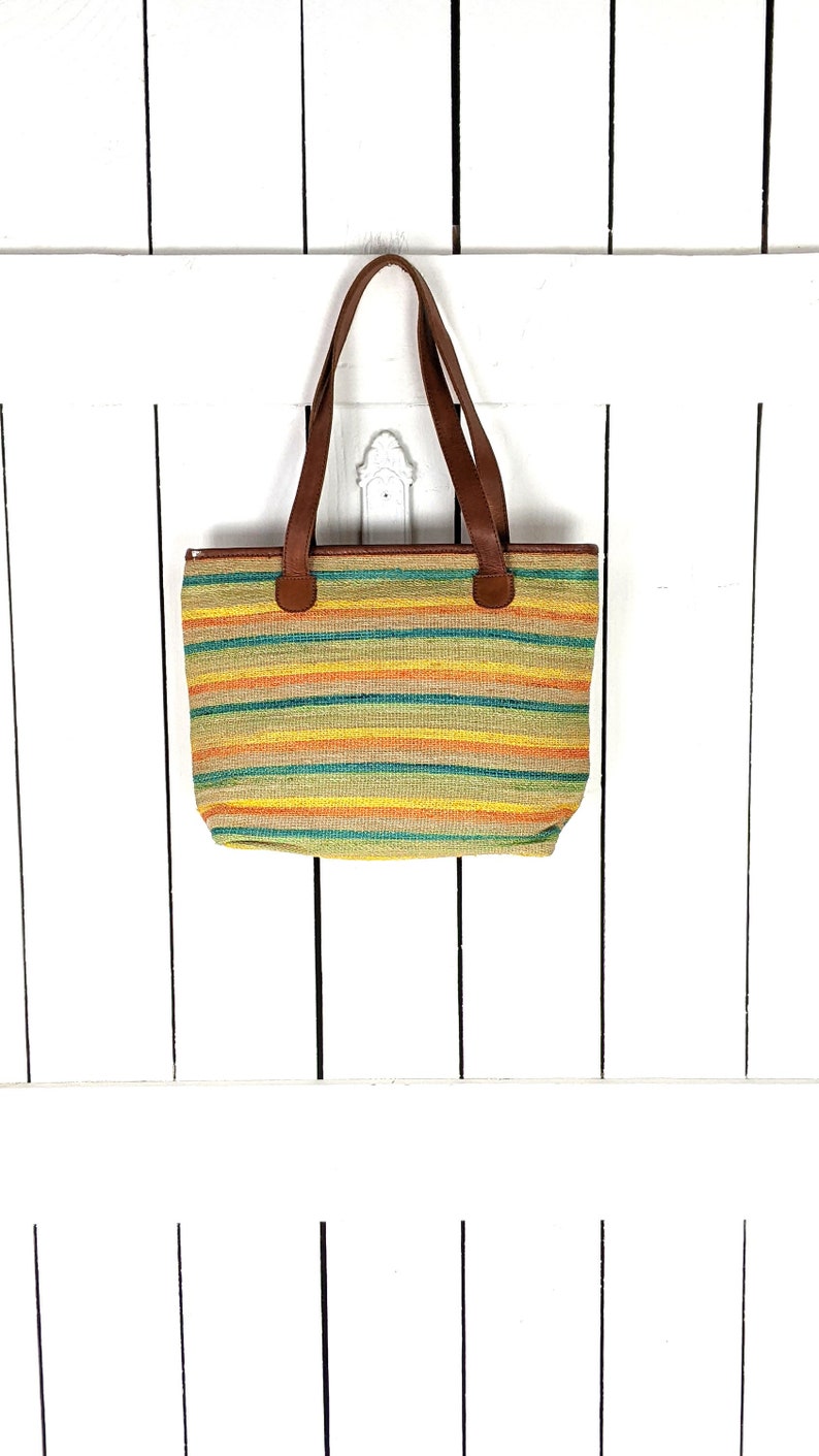 Striped straw vintage market bag leather strap purse tote bag image 1