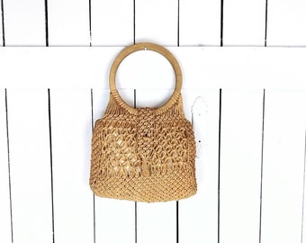 Vintage woven tan brown straw rope chord wooden handle purse/straw beach bag/rattan market bag/straw purse