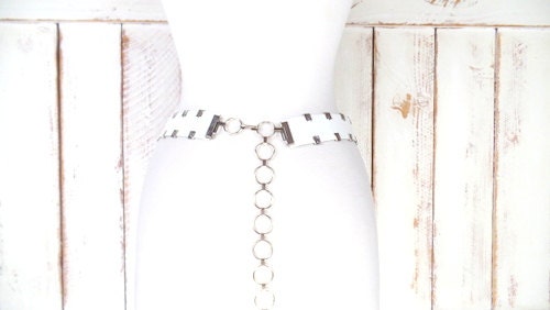 Vintage White Leather Silver Metal Link Chain Beaded  display picture 1
