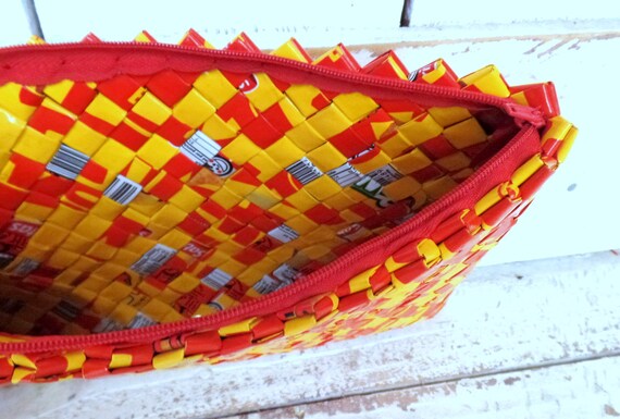 Vintage red/yellow plastic label folded basket we… - image 6