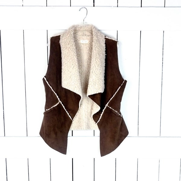 90 vintage brown faux suede sheepskin winter vest/large