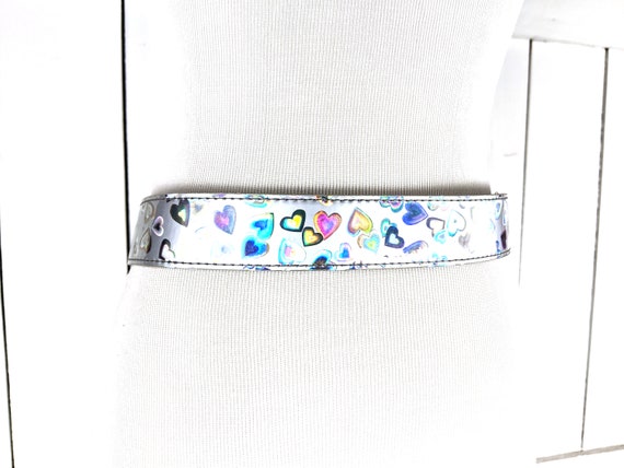 Iridescent silver heart plastic wide retro belt - image 4