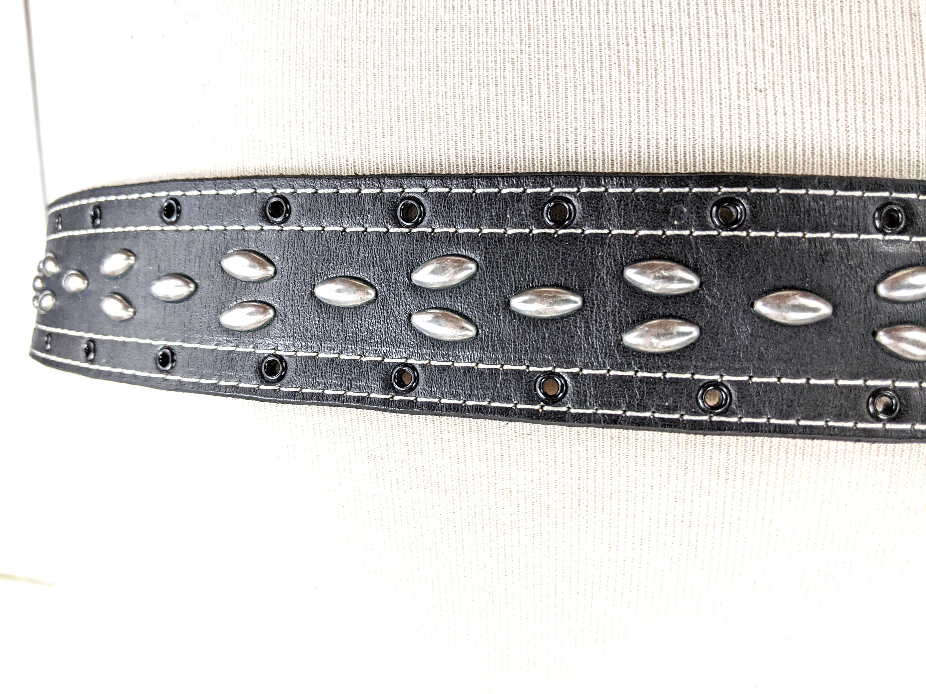 Vintage Tooled Black Silver Studded Faux Leather Large  display picture 1