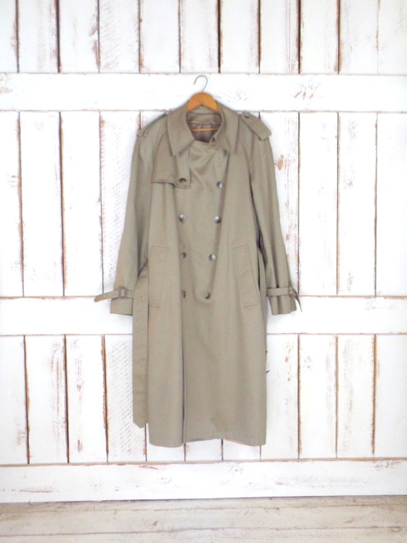 Vintage Light Brown/tan Trenchcoat/spy Coat/belted Raincoat/40 - Etsy
