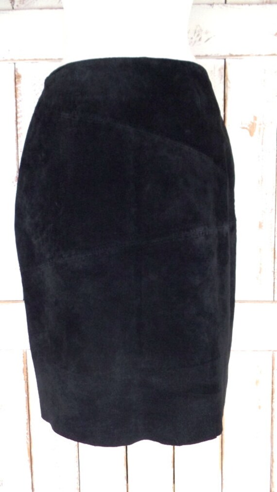 Vintage black suede leather fitted pencil skirt/h… - image 5