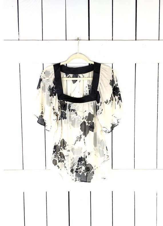 90s Beaded Silk Flutter Sleeve Top (S)