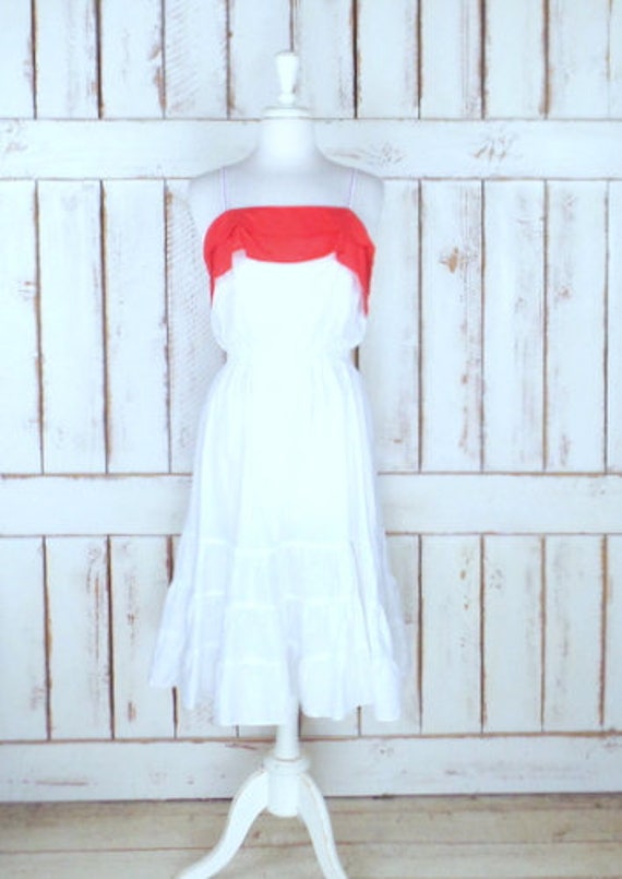 Vintage sheer white/red sleeveless ruffle sun dre… - image 2