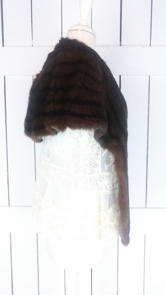 Vintage fur stole wrap/40s/50s brown fur capelet/… - image 5