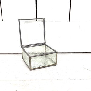 Vintage beveled mirror glass trinket jewelry ring box