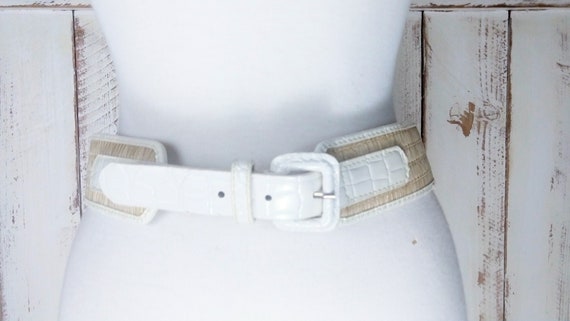 90s vintage white/tan wide straw patent leather b… - image 3