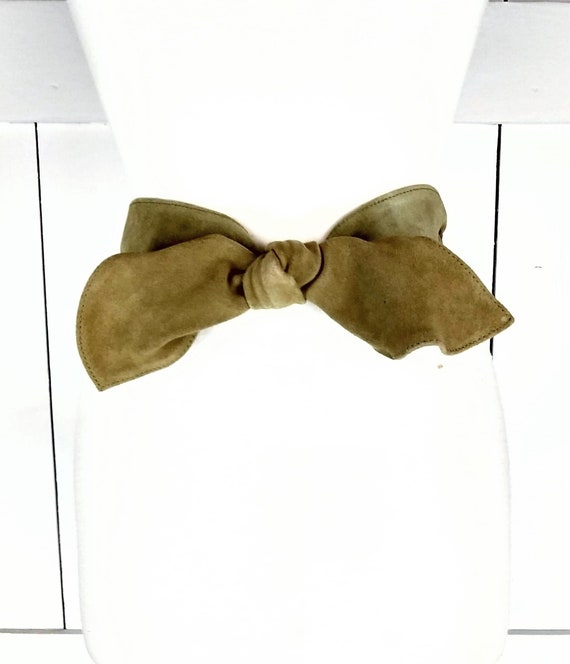 Vintage wide suede leather floppy bow stretch belt - image 2