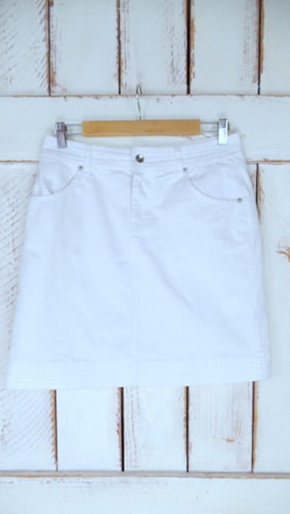 Vintage white stretch jean denim skorts/Christoph… - image 2