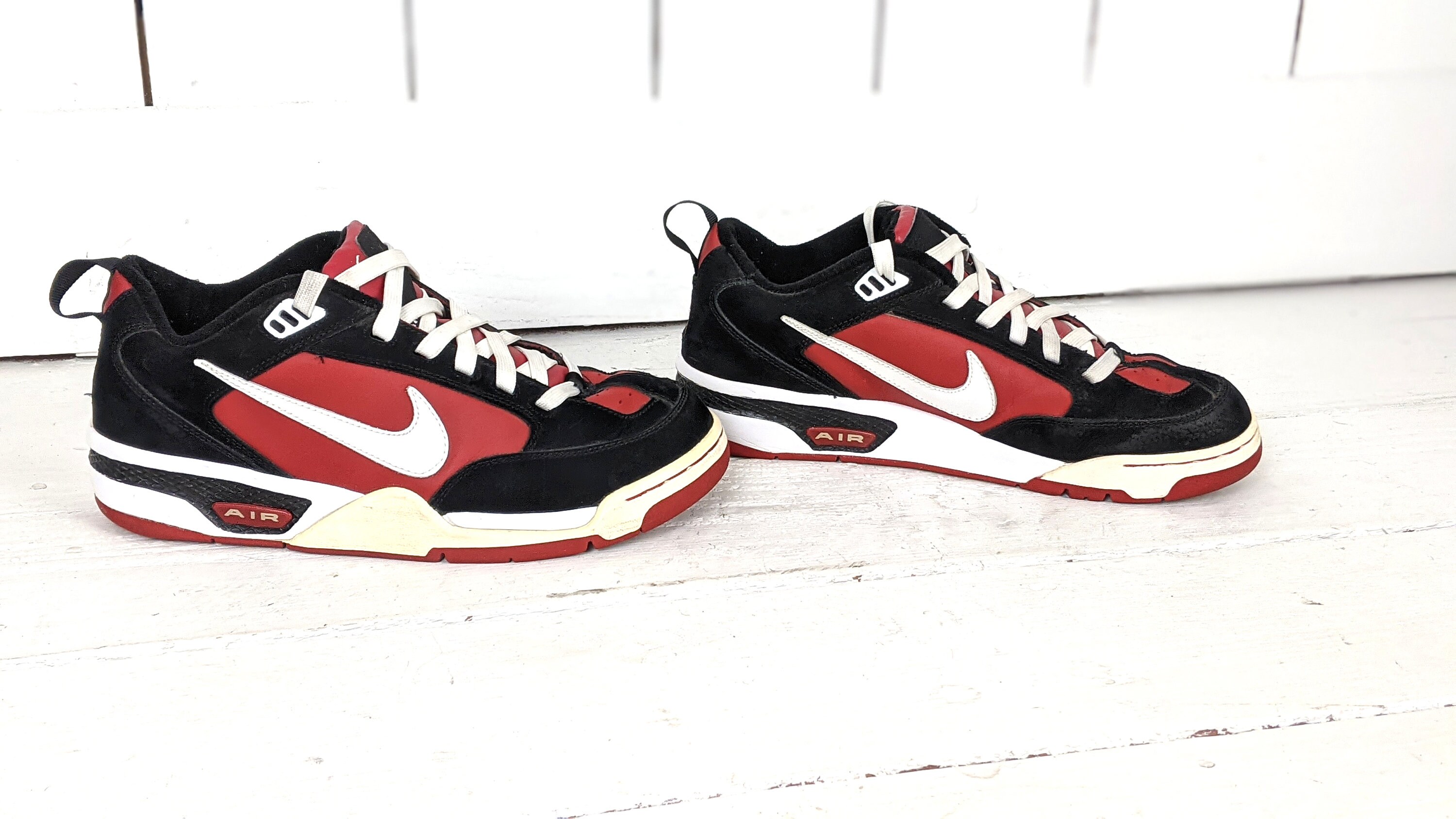 Vintage Nike Air Red Black White Skater Tennis Shoes 9 - Etsy display picture 2