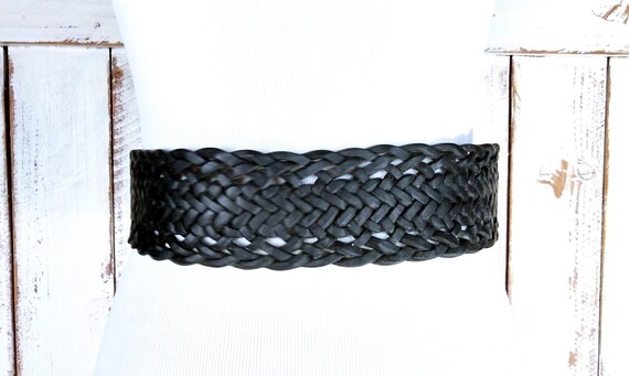 Vintage Wide Black Braided Leather Medallion Bohemian Gypsy  display picture 3