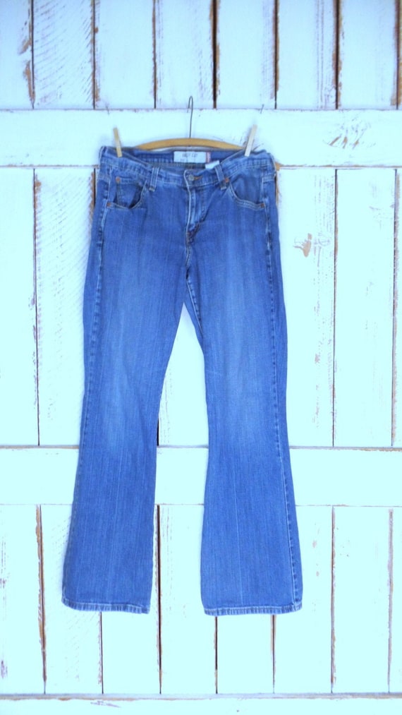 Vintage 515 boot cut blue Levis denim jeans/light… - image 1