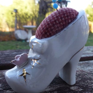 Vintage Porcelain High Heel Shoe Pincushion Made in Japan