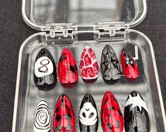 Dark gothic press on nails!