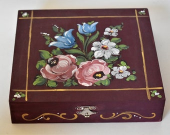 Bauernmalerei Keepsake Box, Wooden Box with European Folk Art Painting