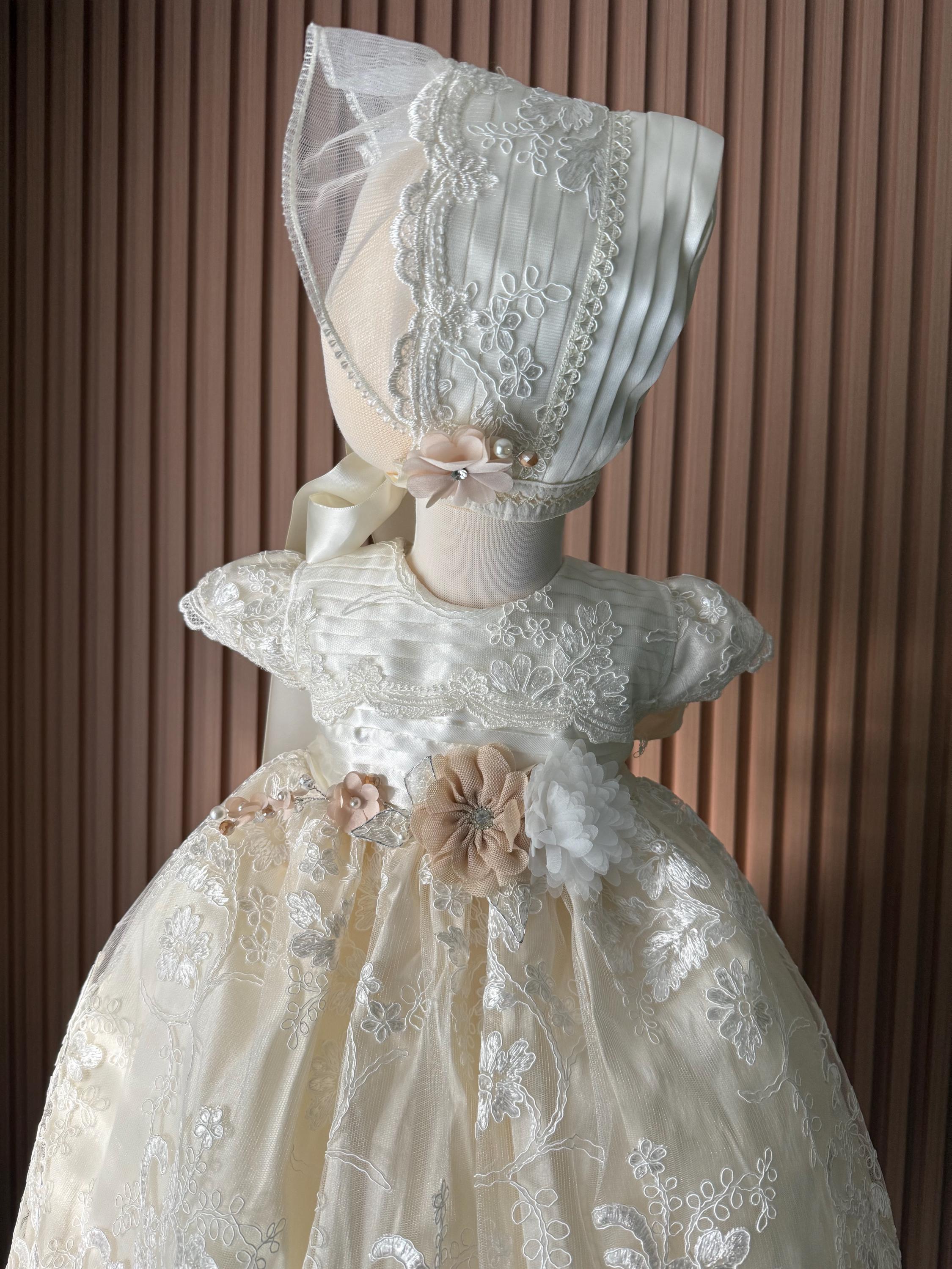 Flower Girl Harrods Christening Gown Girls Harrods/Olive Dress