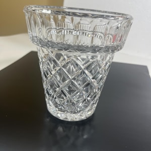 マーキス・バイ・ウォーターフォード ダイヤモンドカット鉛クリスタル製フラワーポット