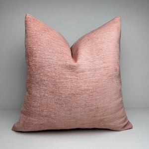 Dusty Rose Pillow Cover, Soft Blush Textured Cushion, Romantic Throw Pillow for Couch or Bed, Modern Linen Blend Decorative Case