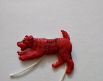 vintage 40s 50s red dog plastic Celluloid brooch pin VLV
