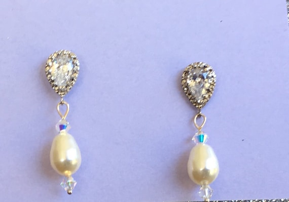 Swarovski teardrop pearls