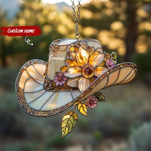 Atrapasueños de vidrieras con forma de sombrero de vaquero en 2D, adorno colgante para ventana con diseño de vaquera del oeste, atrapasueños floral, decoración bohemia del oeste, regalo campestre, nombre personalizado