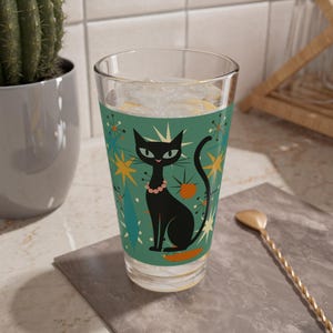Bicchiere da cocktail retrò a forma di gatto: accessori da bar vintage per gli amanti dei cocktail