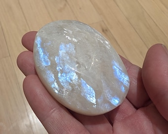 White Moonstone Palm Stone with Blue Flash – Polished Worry Stone, Crystal Gift