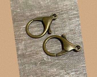 I690Extra Large Lobster Claw clasps Antique Brass plated Plated 26mm X 36mm 2 pcs