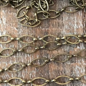 Chain Chain Vintage Style NAVETTE  Antique brass plated Alternating links