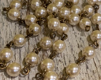 Chaîne de style vintage de 4 mm liée à la main avec de fausses perles tchèques crème champagne