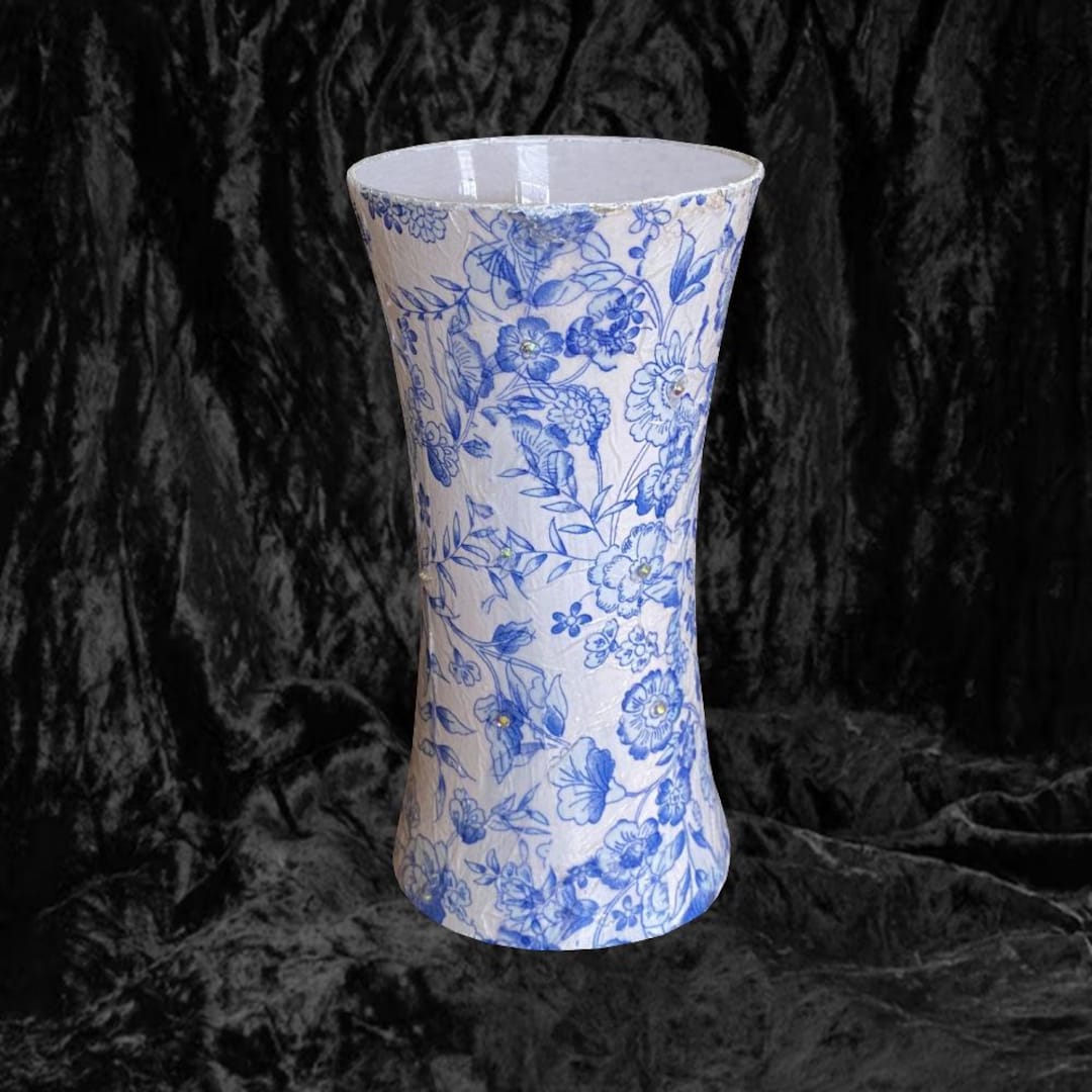 青と白のコントラストが素敵な花瓶デザインのクリアプレート2枚 インテリア