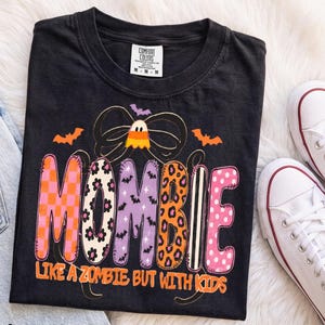 Comfort Colors® Mombie Halloween T-Shirt, Preppy Mom Halloween Shirt, Girly Halloween Shirt, Spooky Season Shirt, Trendy Halloween Shirt