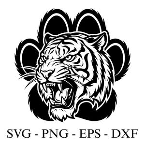 Könnte beinhalten: Schwarz-weiße Illustration eines brüllenden Tigerkopfes, vor einem Pfotenabdruck-Hintergrund. Der Tiger hat detaillierte Streifen und scharfe Zähne. Der Text "SVG - PNG - EPS - DXF" ist enthalten.