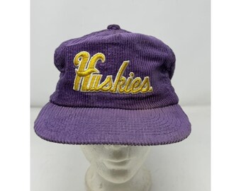 Gorra de pana Washington Huskies color morado y dorado con cierre ajustable, estilo NCAA.