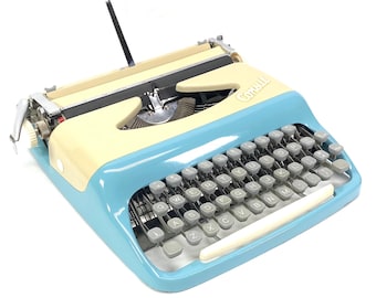 Vintage Consul Two-Toned Manual Typewriter Made in Czechoslovakia