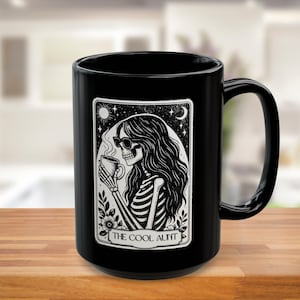 cool aunts club coffee mug black and white tarot card meme skeleton aunt halloween gift best aunt ever auntie gift ideas aunty gift new aunts gifts funny aunty gift dia de los muertos tia mug for tea christmas gift for mystic aunt