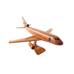 Modello in legno di mogano KC-10 Extender