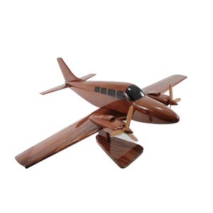 Beechcraft Baron G-58 ( G58 ) Mahogany Wood Desktop Airplane Model