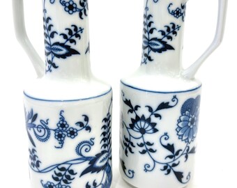 Vintage Blue Danube Japan Porcelain Blue Onion Oil & Vinegar Cruet Set