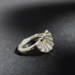 Sterling Silver Shell Ring – Handmade Seashell Statement Ring, Ocean Inspired Jewelry, Nautical Beach Ring, Unique Silver Ring Gift for Her