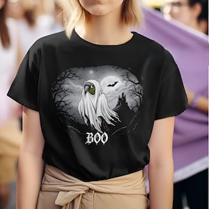 Halloween Green Cheek Conure T-Shirt: Goth Parrot Costume Tee