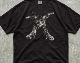 Funny Cat Shirt, Lazy Cat Tee, Cat Lover Gift Shirt, Cute Cat Graphic Tee, Minimal Cat Shirt, Cat Mom Shirt, Vintage Tee, Animal Lover Gift