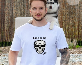 Camiseta de caveira, camiseta de caveira gótica, camiseta gráfica Bone to Be Wild, camiseta de Halloween, camiseta de rock motociclista, blusa estilo tatuagem, presente para amantes de caveira
