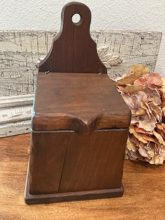 Primitive Wood Salt Box