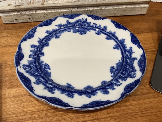 Flow Blue Dinner Plate English Staffordshire c1897-1900