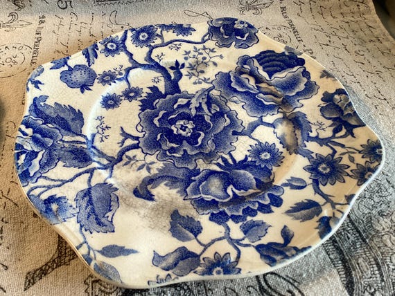 Johnson Bros English Blue Chippendale Plates