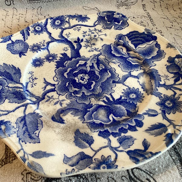 Johnson Bros English Blue Chippendale Plates